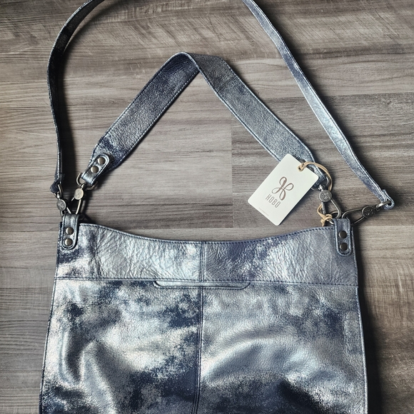 NWT! HOBO BEAUTIFUL blue pewter LEATHER Shoulder Bag - Picture 5 of 5